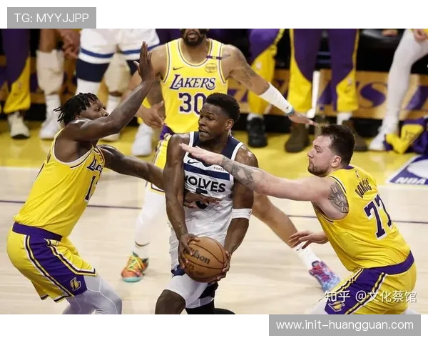 西部季后赛首轮再度对决 森林狼与湖人激情碰撞引爆新赛季期待